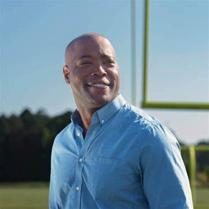 Aaron Rouse Net Worth