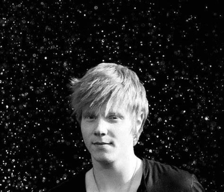Adam Hicks Net Worth
