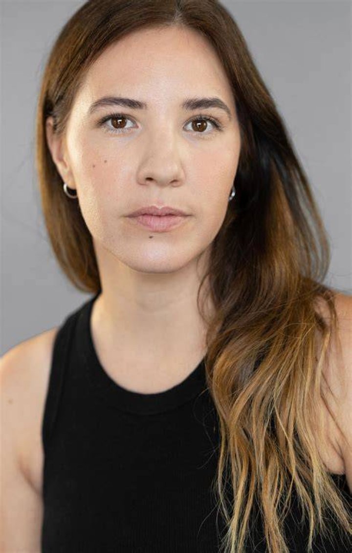 Alexandra Swarens Net Worth