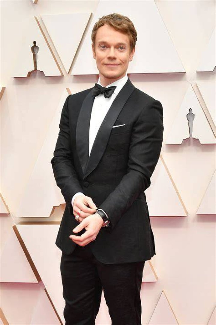 Alfie Allen Net Worth