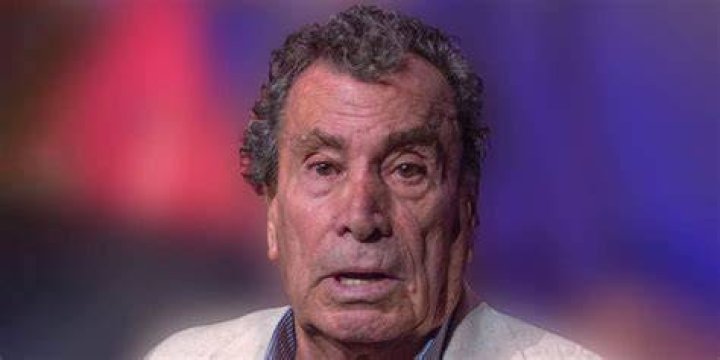 Alfonso Zayas Net Worth