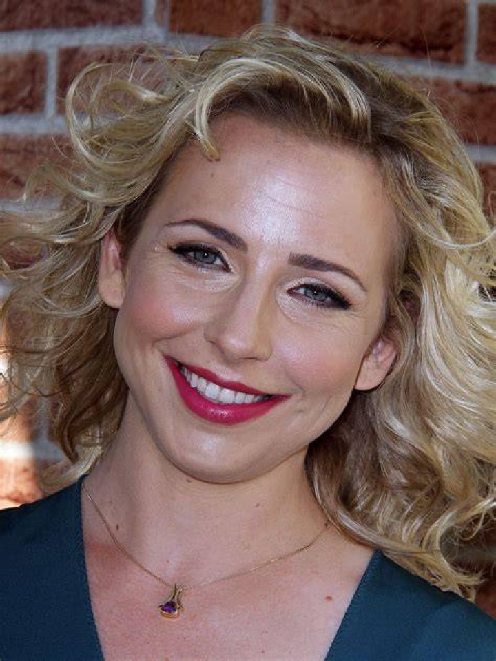 Alicia Goranson Net Worth