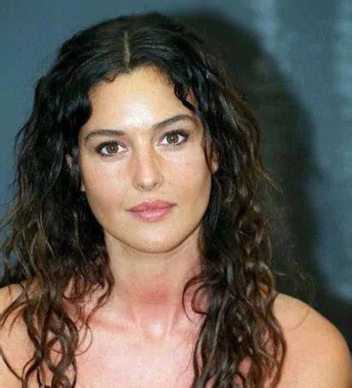 Aline Levasseur Net Worth