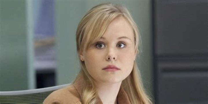 Alison Pill Net Worth