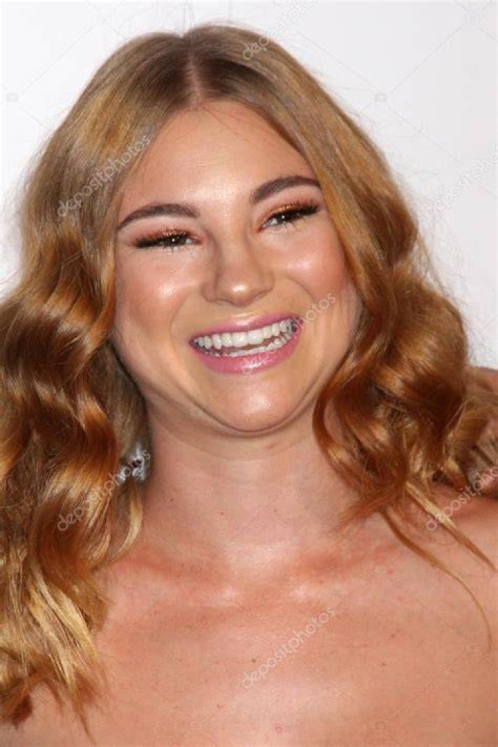 Allie Gonino Net Worth