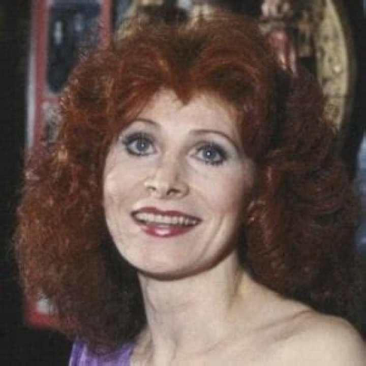 Anita Morris Net Worth