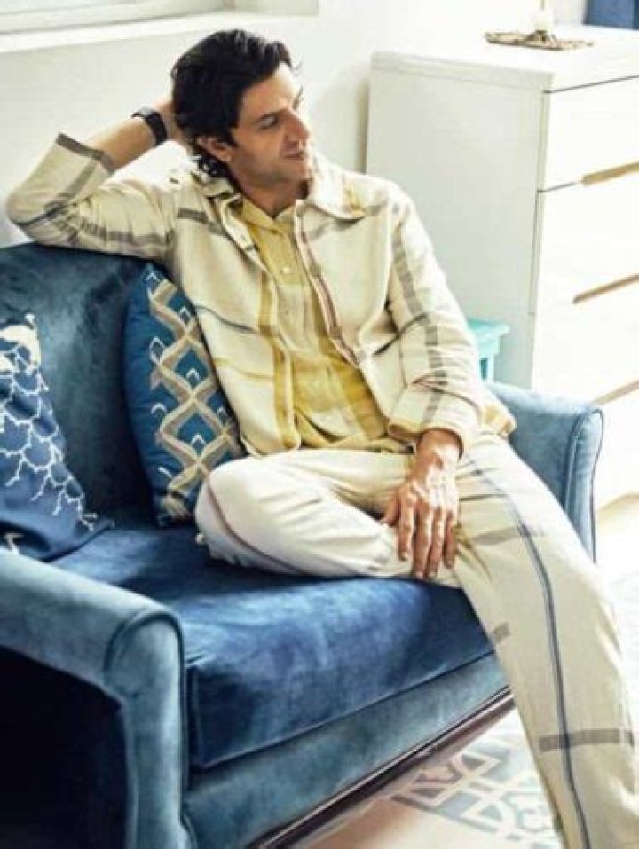 Arjun Mathur Net Worth