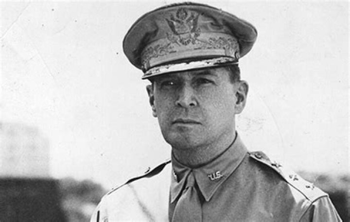 Arthur MacArthur Net Worth