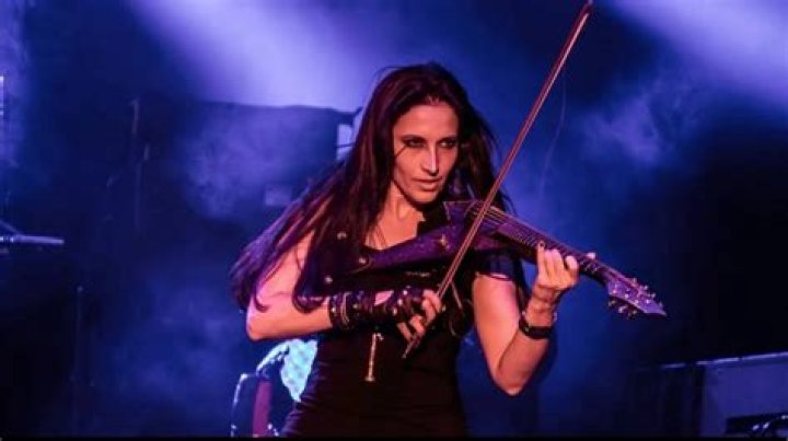 Asha Mevlana Net Worth