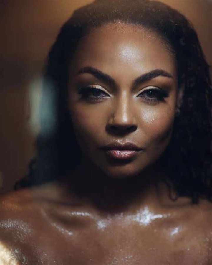 Ashley Everett Net Worth