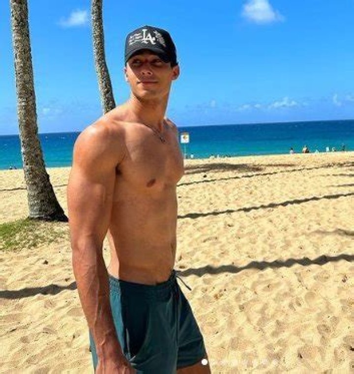 Austin Armstrong Net Worth