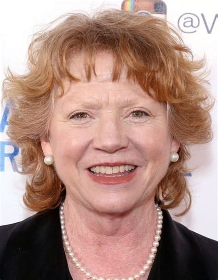 Becky Ann Baker Net Worth