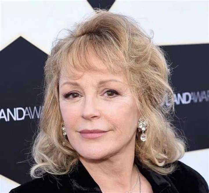 Bonnie Bedelia Net Worth