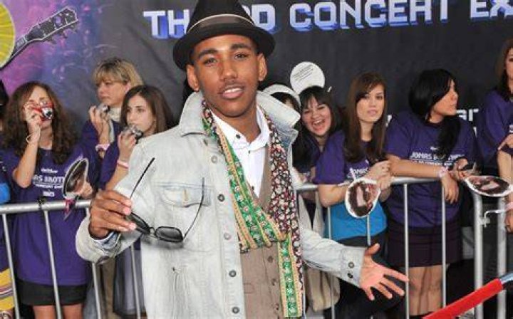 Brandon Mychal Smith Net Worth