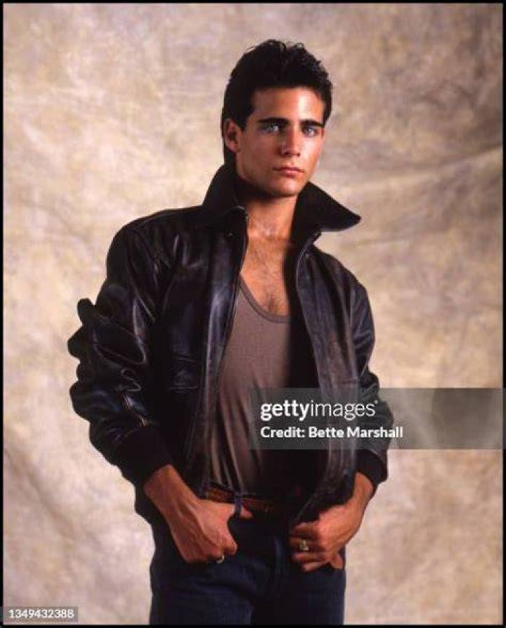 Brian Bloom Net Worth