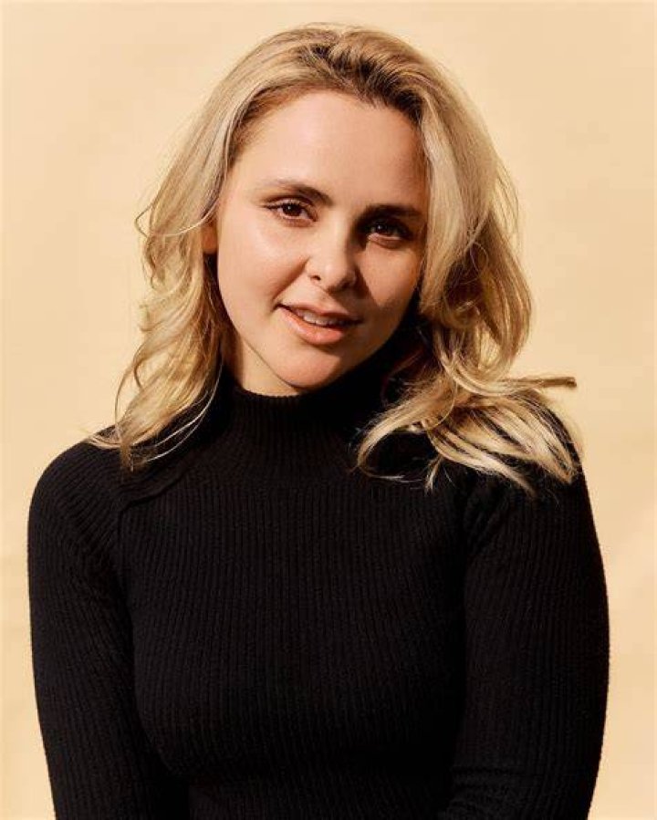 Brooke Mackenzie Net Worth