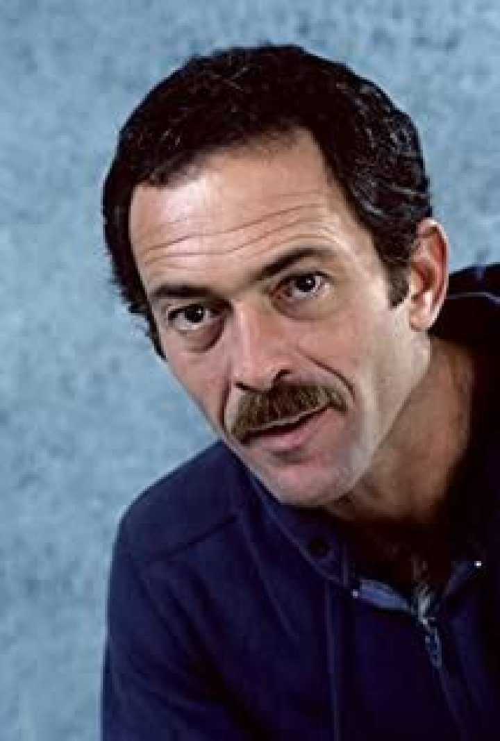 Bruce Weitz Net Worth