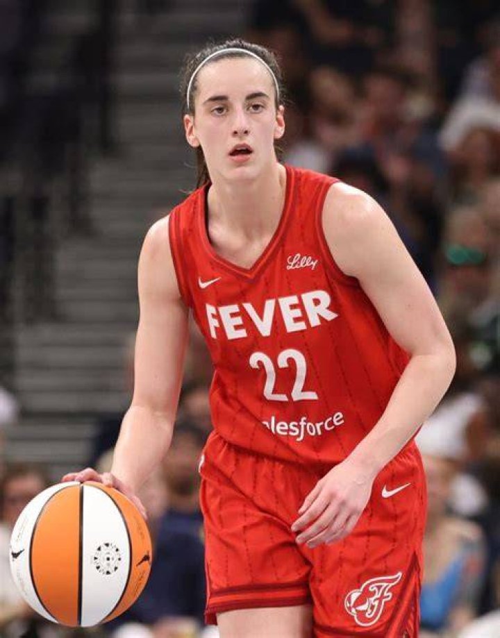 Caitlin Zoz Net Worth