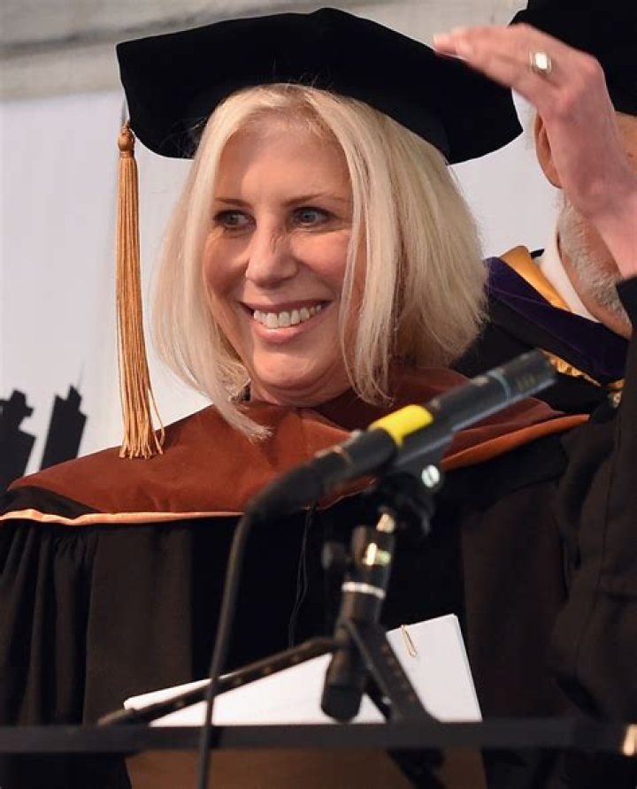 Callie Khouri Net Worth