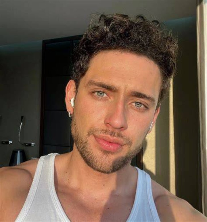 Carlos Emilio Báez Net Worth