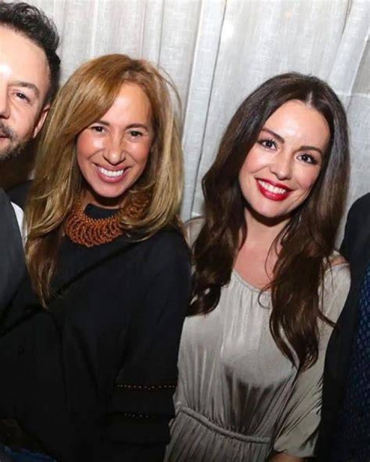 Caroline de Souza Correa Net Worth