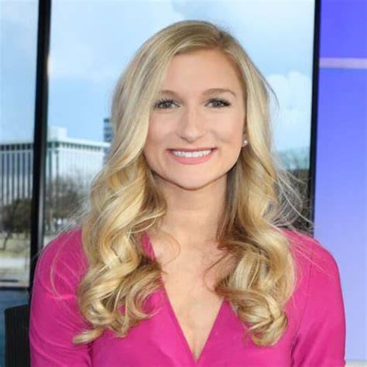 Caroline Elliott Net Worth