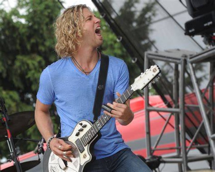 Casey James Net Worth
