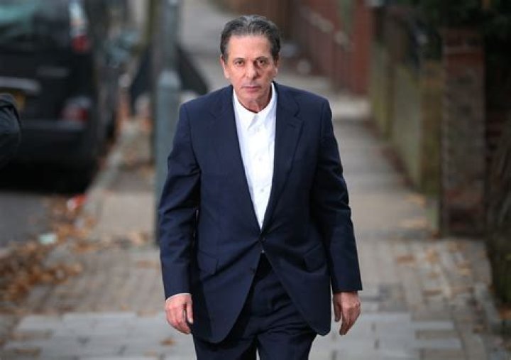 Charles Saatchi Net Worth