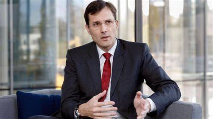 Christopher Meyer Net Worth