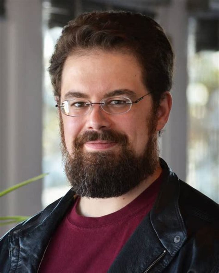 Christopher Paolini Net Worth