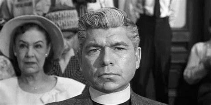 Claude Akins Net Worth