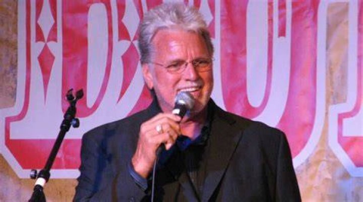 Con Hunley Net Worth
