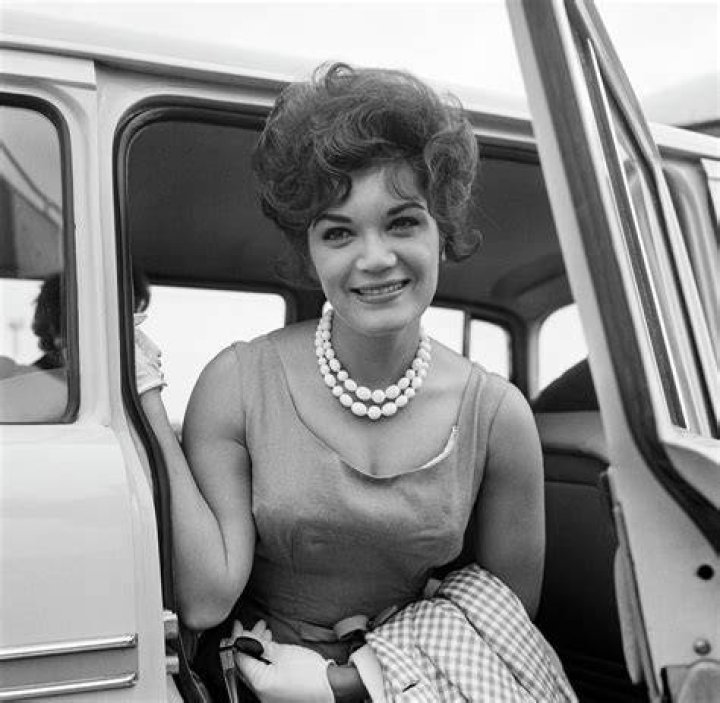 Connie Hopper Net Worth
