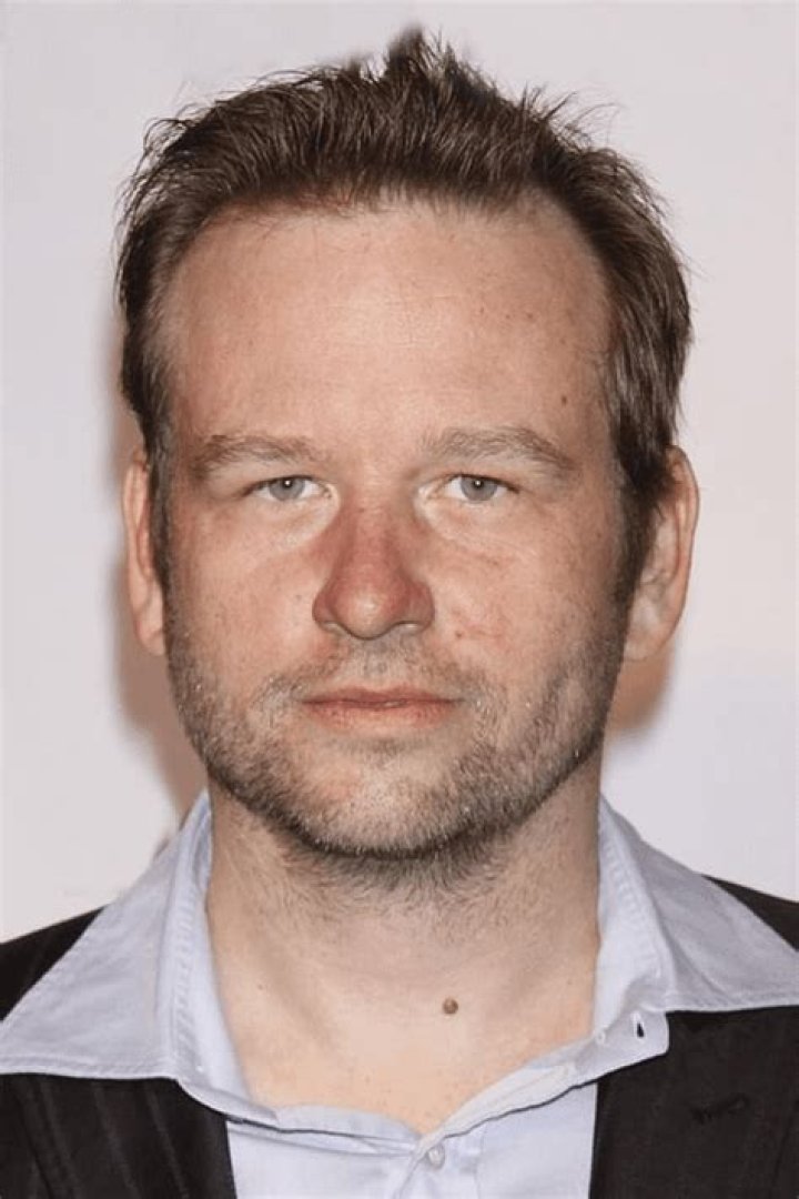 Dallas Roberts Net Worth