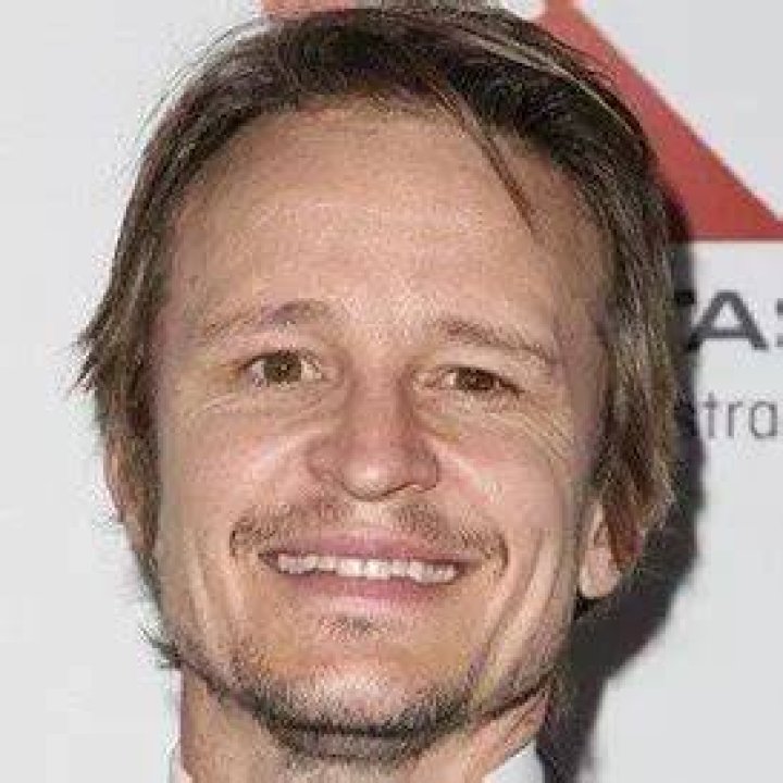 Damon Herriman Net Worth