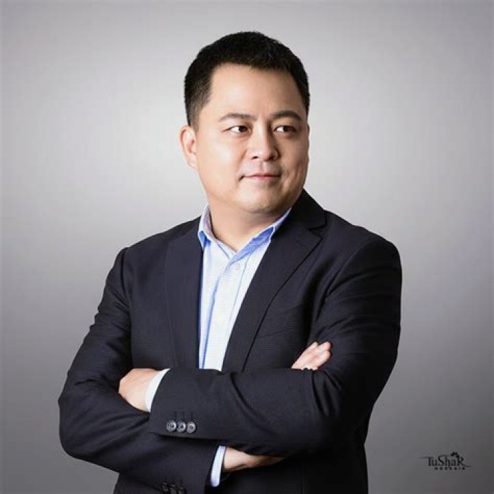 Dan Zhu Net Worth