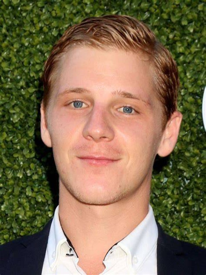 Daniel Webber Net Worth