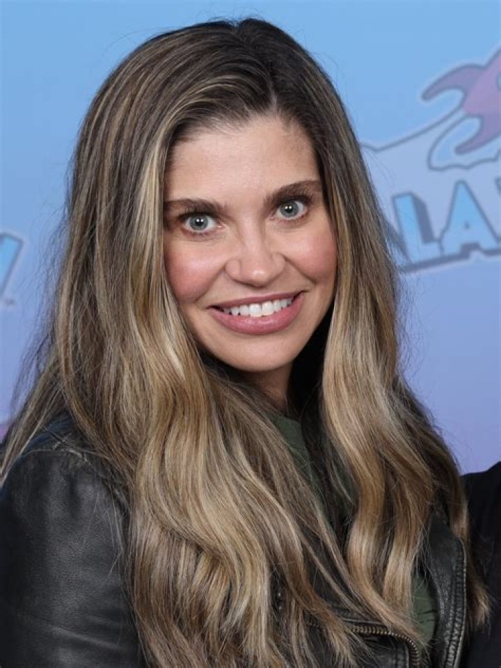 Danielle Prall Net Worth
