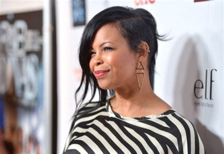 Dawn Robinson Net Worth