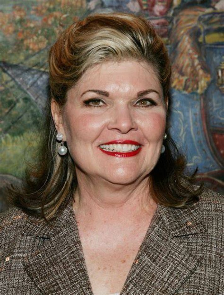 Debra Monk Net Worth