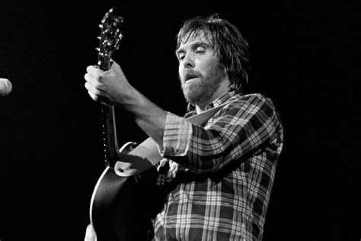 Dennis Locorriere Net Worth
