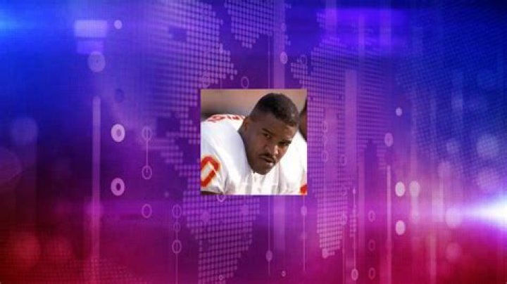 Deron Cherry Net Worth