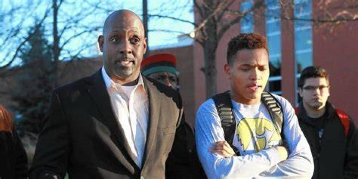 Desmond Clark Net Worth
