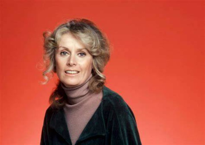 Diana Hyland Net Worth