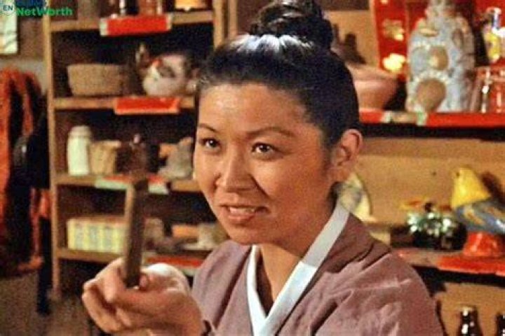 Eileen Saki Net Worth