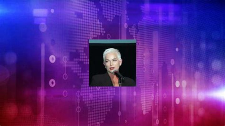 Elizabeth Gracen Net Worth