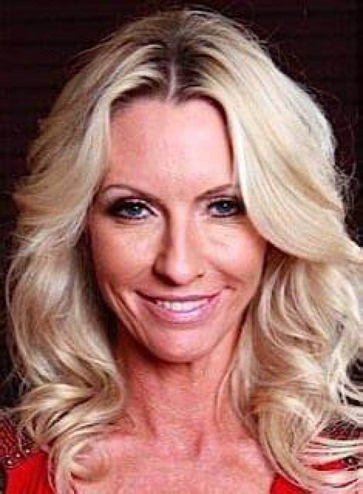 Emma Starr Net Worth
