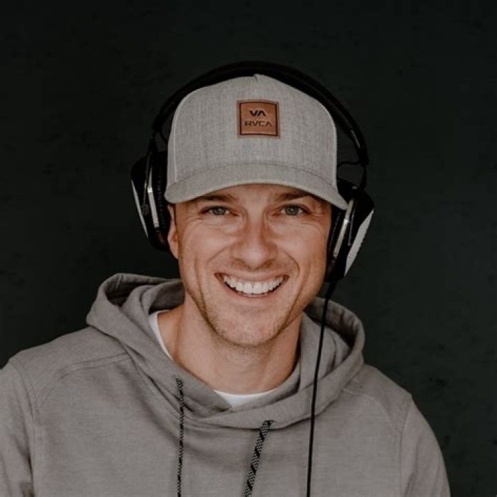 Eric Rhodes Net Worth