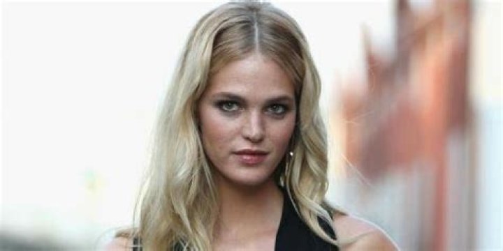 Erin Heatherton’s Wiki, IG, Net Worth, Salary, Height, Age, Husband, Parents