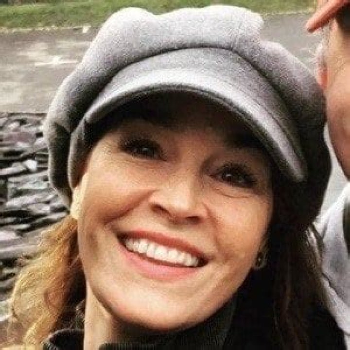 Eva Pope Net Worth